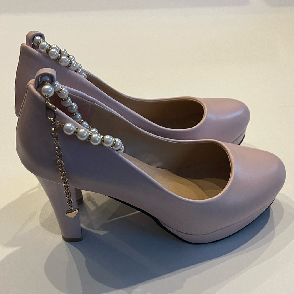 Coquette Pink Pearl Pumps with Gold Hearts